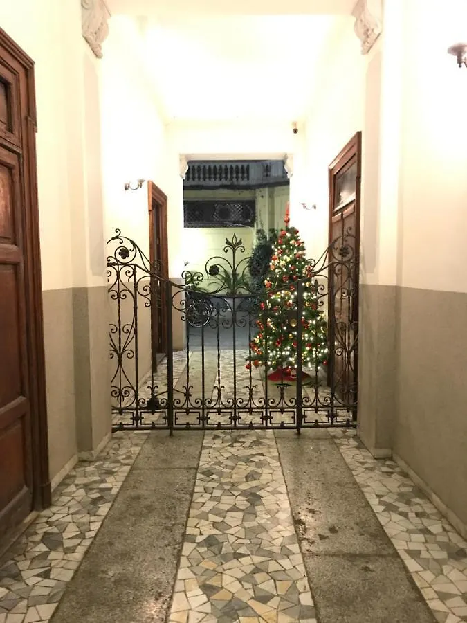 Studio 17 Milan Apartment